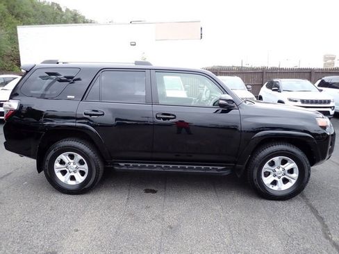 Used 2020 Toyota 4Runner SR5 image 8
