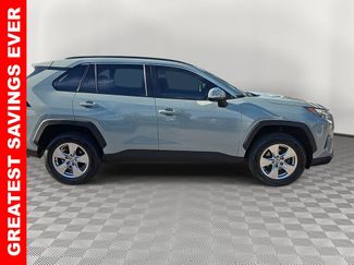 Used 2022 Toyota RAV4 XLE video 2