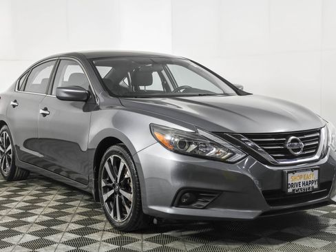 Used 2018 Nissan Altima 2.5 SR image 10