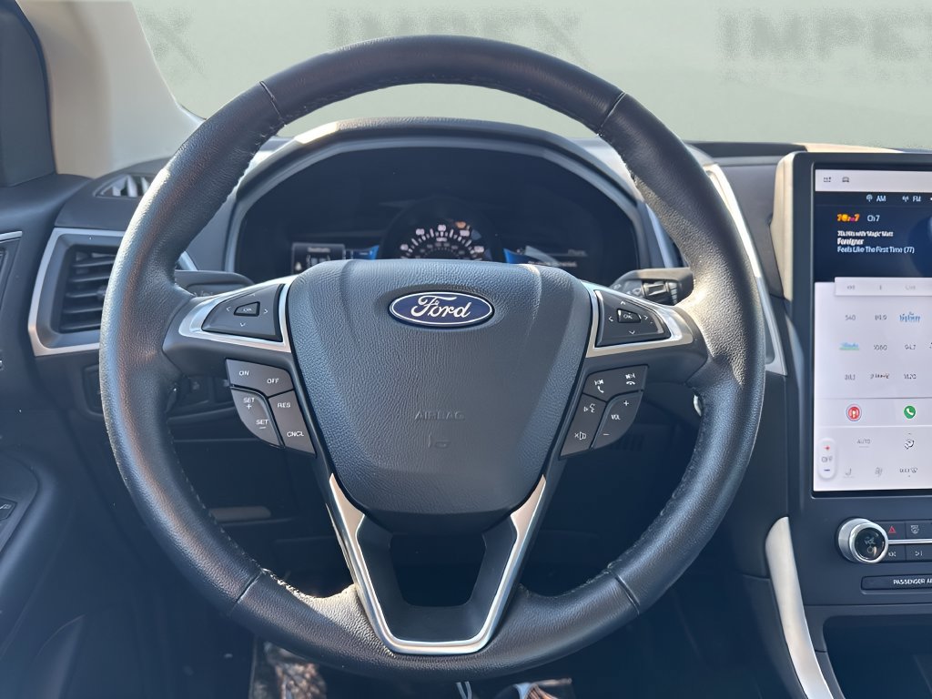 Used 2023 Ford Edge SEL AWD/4WD image 13