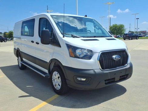 Used 2025 Ford Transit 250 Low Roof w/ Exterior Upgrade Package RWD image 17