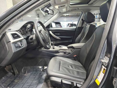 Used 2015 BMW 320i Sedan image 24