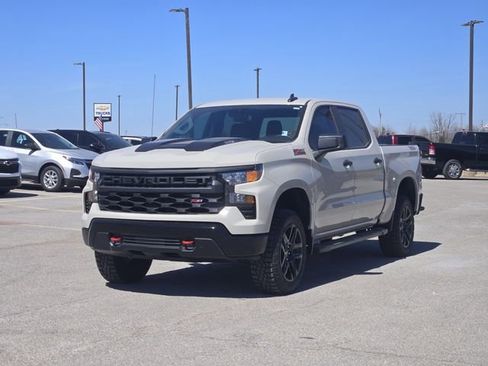 New 2026 Chevrolet Silverado 1500 Custom Trail Boss AWD/4WD image 2