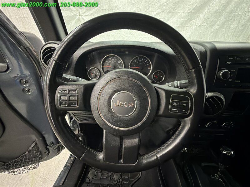 Used 2016 Jeep Wrangler Sport AWD/4WD image 4