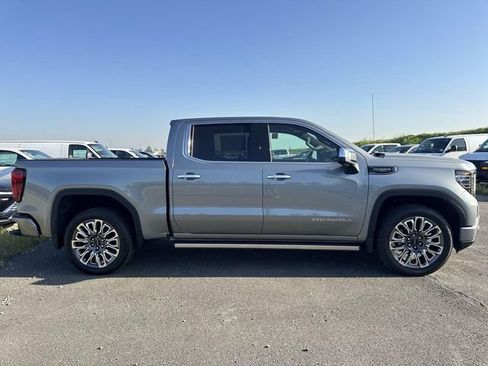 New 2026 GMC Sierra 1500 Denali Ultimate image 3