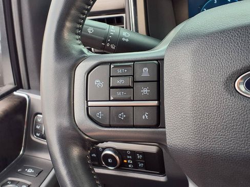 Used 2024 Ford F250 Lariat w/ Lariat Ultimate Package AWD/4WD image 32