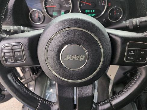 Used 2016 Jeep Wrangler Sport image 11