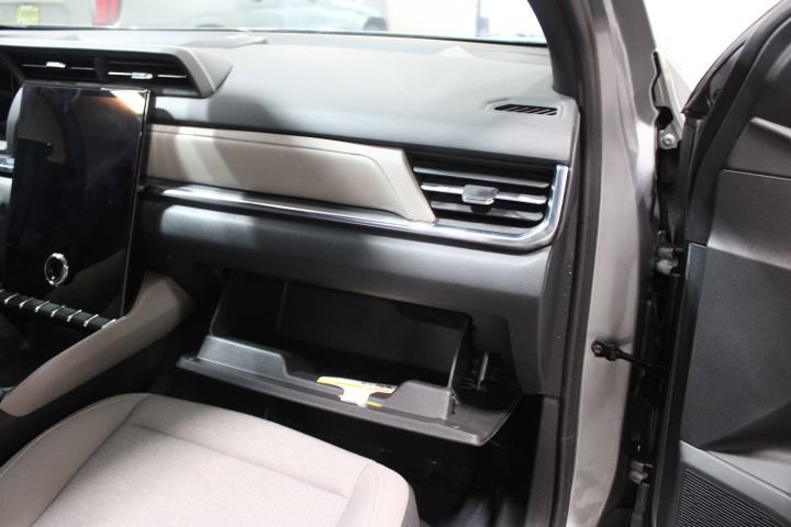 Used 2025 GMC Terrain Elevation AWD/4WD image 26