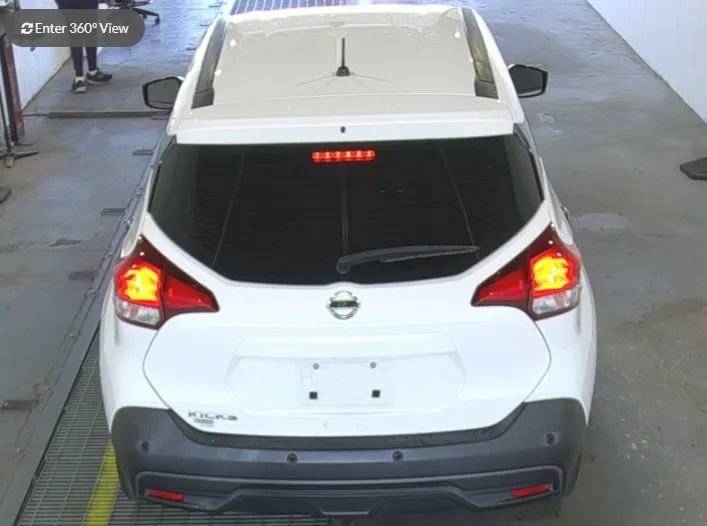 Used 2020 Nissan Kicks S FWD image 4