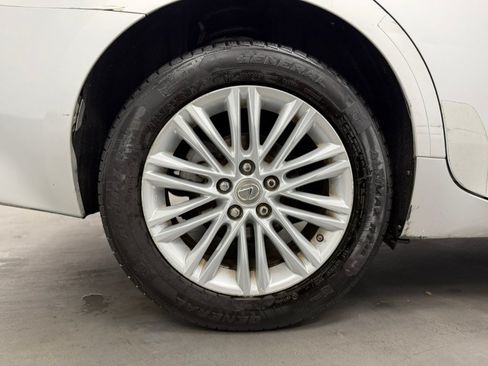 Used 2013 Lexus ES 350 w/ Luxury Pkg FWD image 69