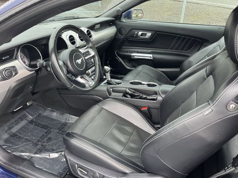 Used 2019 Ford Mustang Premium w/ Ford Safe & Smart Package image 9