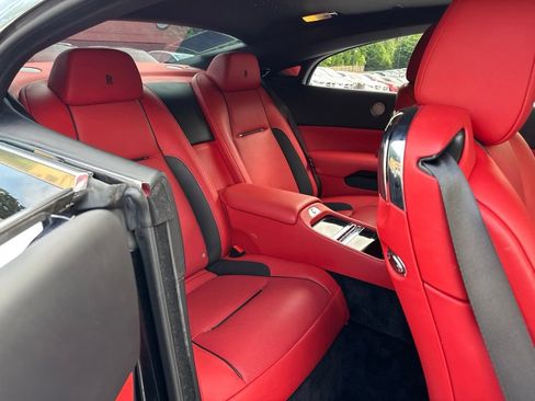 Used 2017 Rolls-Royce Wraith RWD image 7