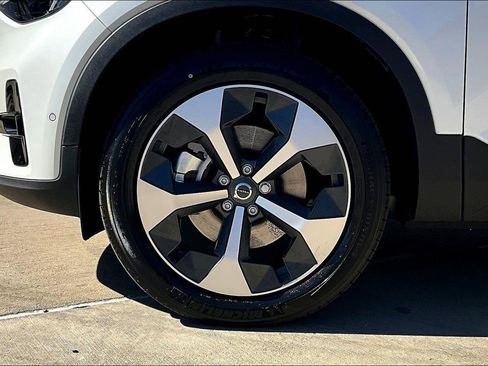 New 2026 Volvo XC40 B5 Plus w/ Protection Package Premier image 42