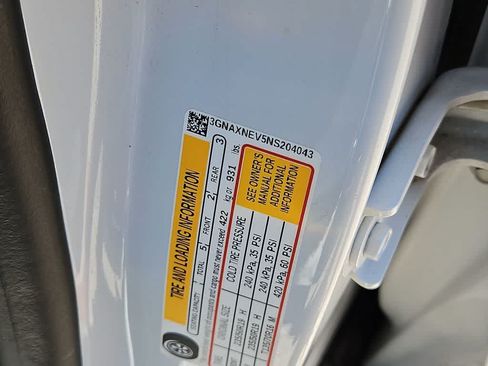 Used 2022 Chevrolet Equinox Premier FWD image 25