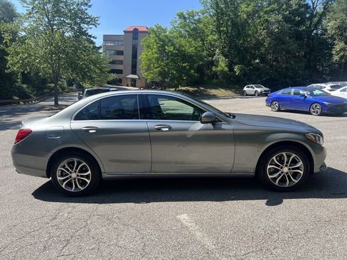 Used 2016 Mercedes-Benz C 300 4MATIC Sedan image 2
