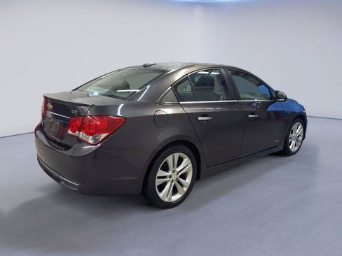 Used 2015 Chevrolet Cruze LTZ w/ Sun, Sound and Sport Package FWD image 8