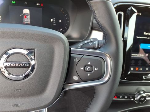 New 2026 Volvo XC40 B5 Ultra w/ Climate Package image 16