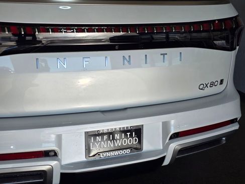 New 2026 INFINITI QX80 Luxe AWD/4WD image 26