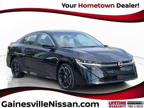 New 2026 Nissan Sentra SR w/ Floor Mat Package FWD image 1