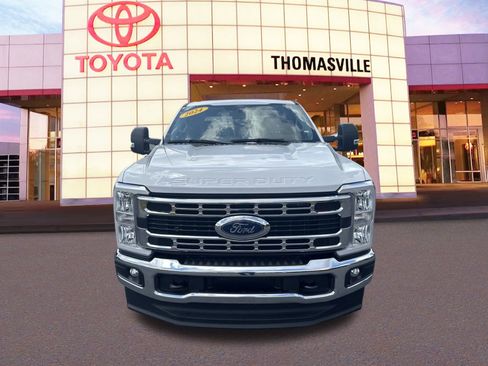 Used 2024 Ford F350 XLT image 2