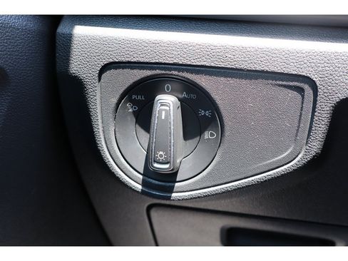 Used 2021 Volkswagen Atlas SE FWD image 46