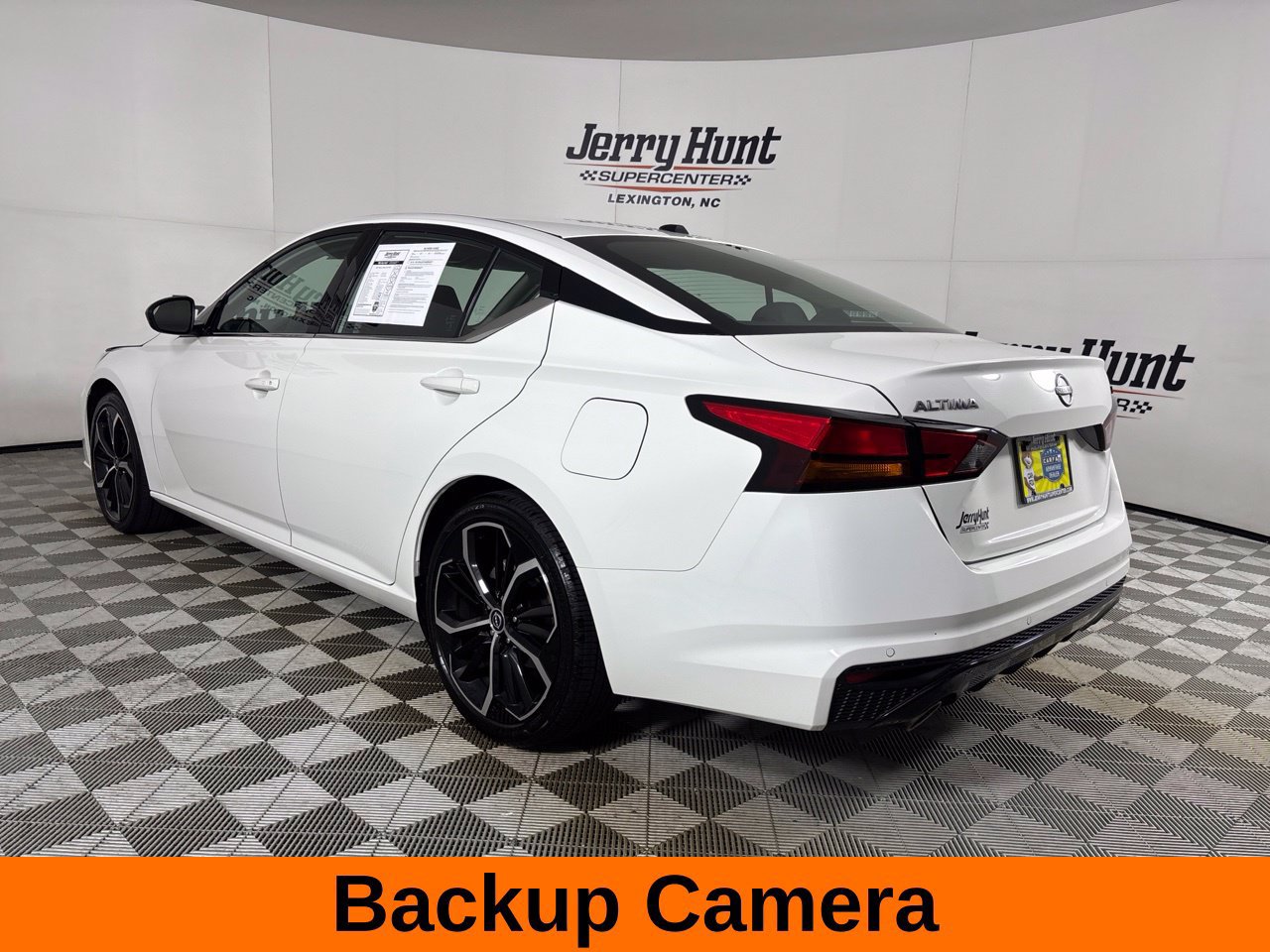 Used 2026 Nissan Altima 2.5 SR FWD image 9