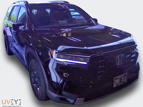 Used 2024 Honda Pilot TrailSport image 11