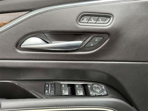 Used 2022 Cadillac Escalade ESV Premium Luxury image 17