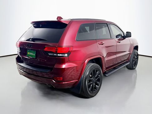 Used 2022 Jeep Grand Cherokee Laredo X image 10