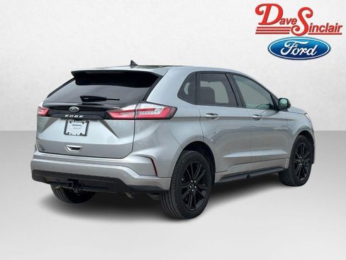 Used 2024 Ford Edge ST-Line w/ Class II Trailer Tow Package AWD/4WD image 7