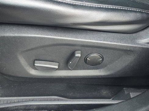 Used 2022 Ford Edge Titanium w/ Equipment Group 301A image 22