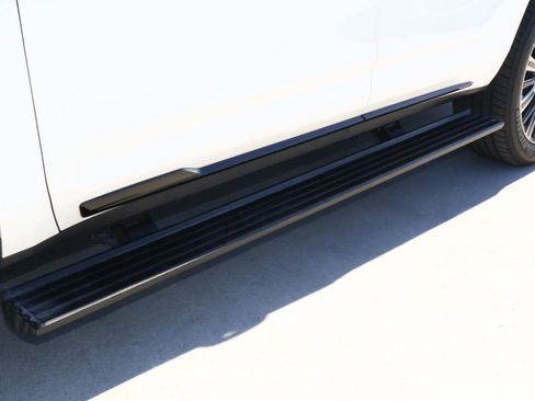 Used 2021 Cadillac Escalade Sport w/ Driver Assist Tech Package image 14