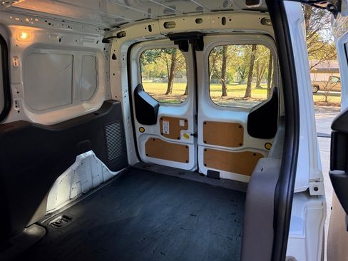 Used 2020 Ford Transit Connect XL image 39