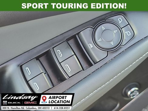 Used 2023 Buick Enclave Essence w/ Experience Buick Package image 23