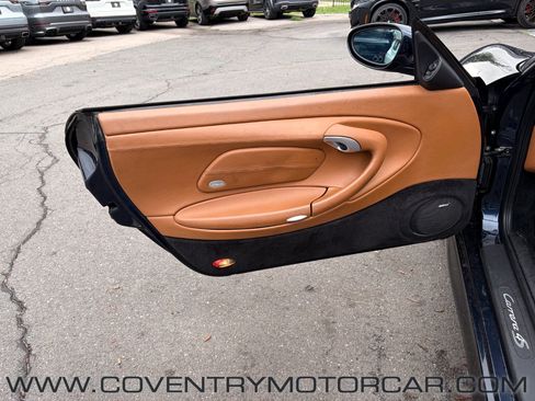 Used 2004 Porsche 911 Carrera 4S AWD/4WD image 32