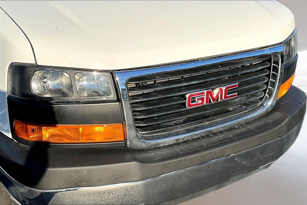 Used 2025 GMC Savana 2500 w/ Driver Convenience Package RWD image 26