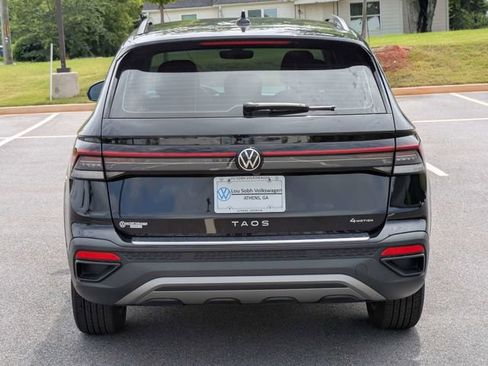 Used 2025 Volkswagen Taos S AWD/4WD image 6