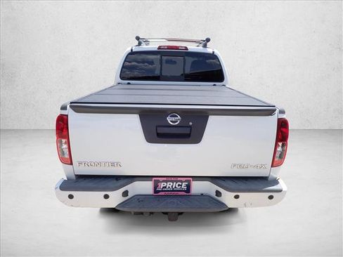 Used 2020 Nissan Frontier PRO-4X w/ Pro-4x Utility Package AWD/4WD image 3