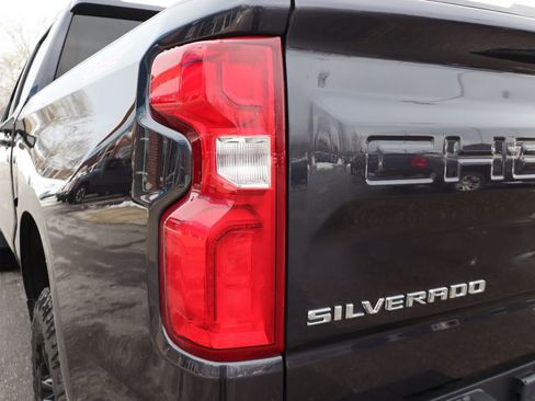 Used 2022 Chevrolet Silverado 1500 LT Trail Boss w/ LT Trail Boss Premium Package image 35