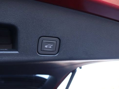 New 2027 Chevrolet Traverse Z71 AWD/4WD image 30