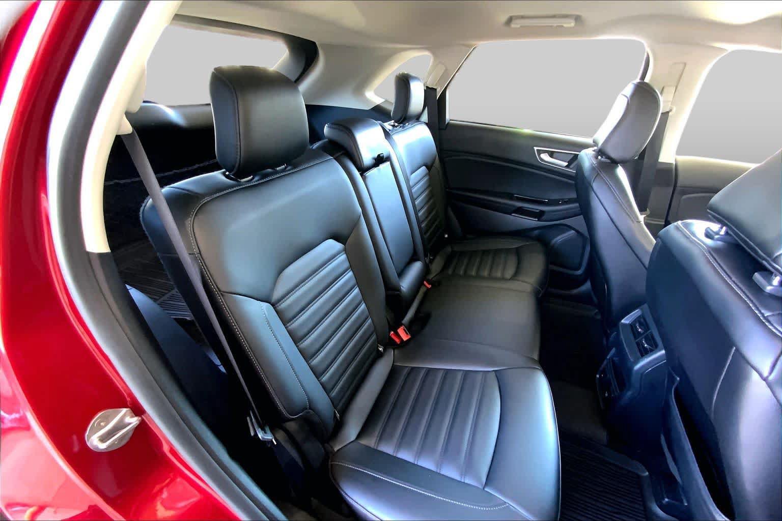 Used 2020 Ford Edge SEL w/ Convenience Package AWD/4WD image 19