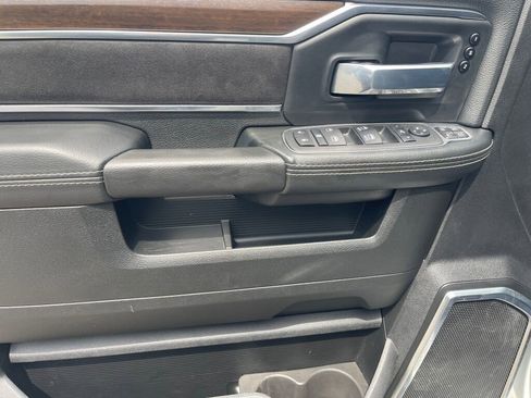 Used 2024 RAM 2500 Laramie w/ Safety Group AWD/4WD image 8