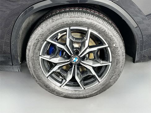 Used 2024 BMW X3 xDrive30i w/ Premium Package image 32