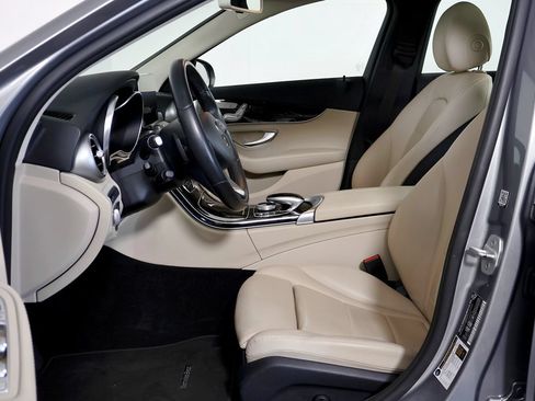 Used 2016 Mercedes-Benz C 300 4MATIC Sedan image 20