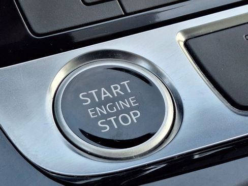 Used 2024 Audi Q7 3.0T Premium Plus image 24