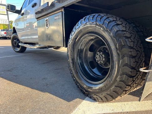 Used 2018 RAM 3500 Tradesman w/ Chrome Appearance Group AWD/4WD image 33