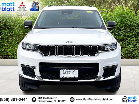 Used 2023 Jeep Grand Cherokee L Limited w/ Luxury Tech Group II image 3