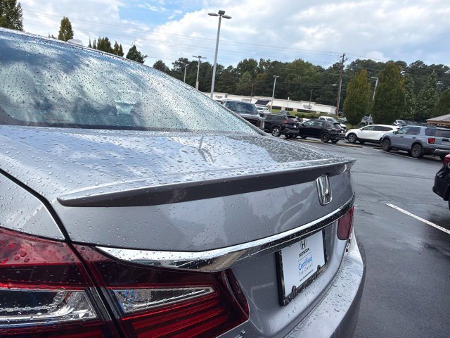 Certified 2017 Honda Accord Touring image 9