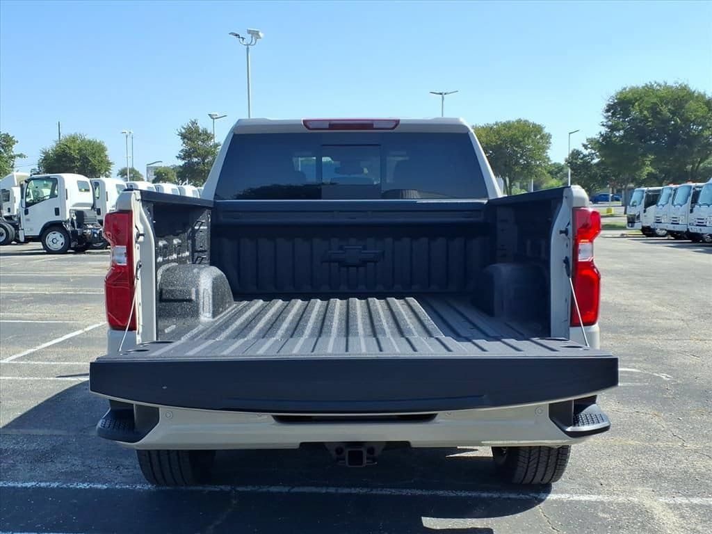 New 2026 Chevrolet Silverado 1500 RST w/ Texas Edition Plus RWD image 12
