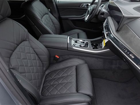 New 2026 BMW X5 xDrive50e w/ Climate Comfort Package image 21